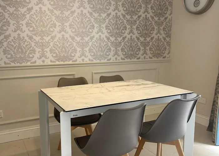 Close To Valletta Апартаменты *